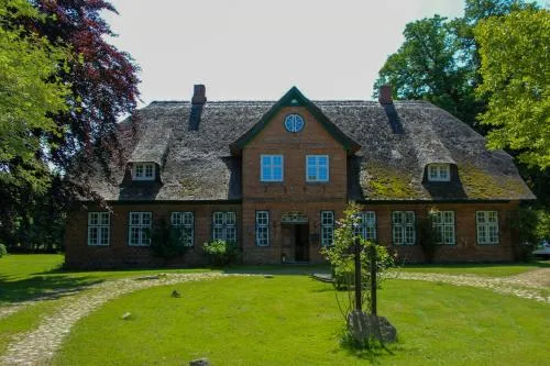 Historic Farm With Space For Large Groups in Wangels, Deutschland
