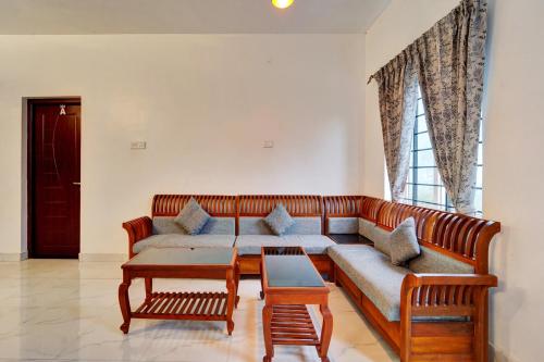 Hall, Super Hotel O Rose Garden Ooty Formerly New Star Cottages in Ooty