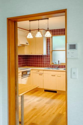 熱海 相の原 一軒家まるまる貸切 in Ainoharacho