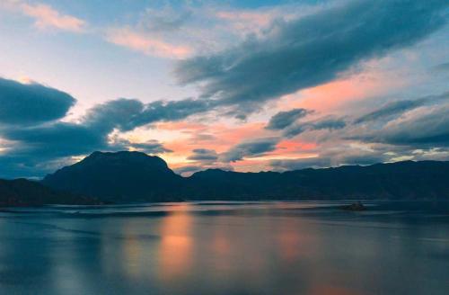 Sky of September Lugu Lake Hotel – khách sạn tại Ninh Lạng (Ninglang Yi)