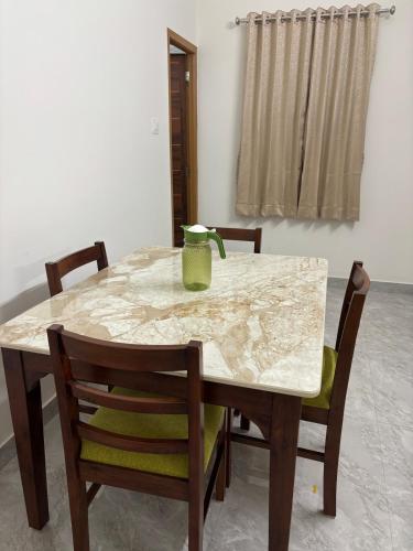 Laasya Homes YK1- Comfortable family-friendly stay in Jeppinamogaru