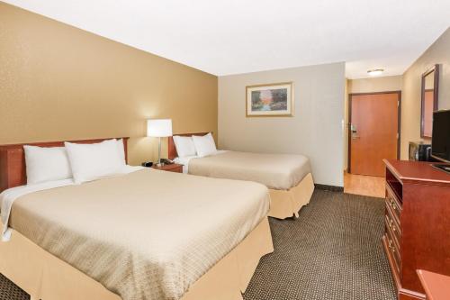 Days Inn by Wyndham West Des Moines