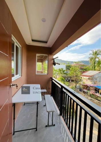 Balcony/terrace, Lia Clarke Transient House in Calayo