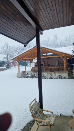 Cazare La Cetate in Nemsa