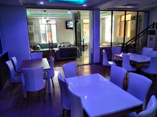 KINGSAMYSTAR HOTEL and SUITES in Asaba