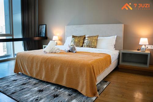 SkyPool KLCC 2BR Platinum Suite D33F with Netflix