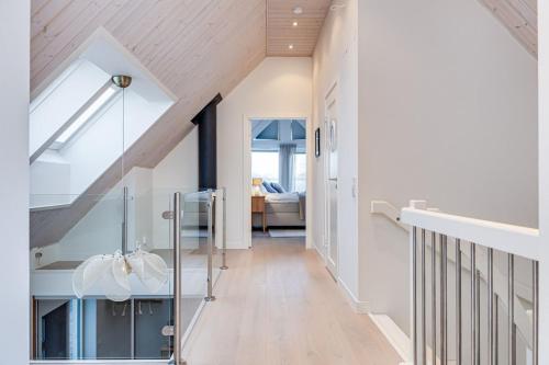 Beautiful Modern Home Near the Beach in Apelviken