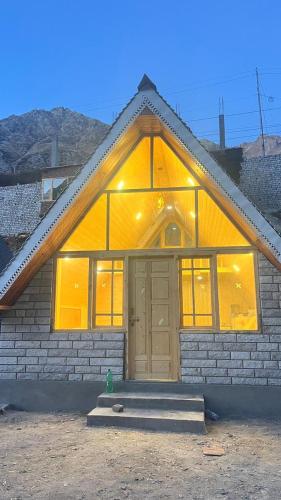 The Grand Lamkhaga By Mountain Bee in Chitkul