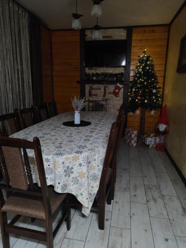 Котедж Кресаня in Mikulitjin