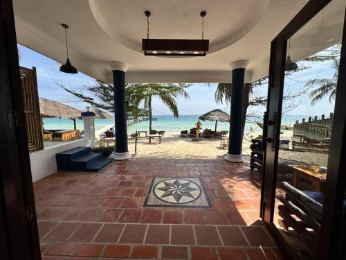 Amor Resort Koh Rong in Coconut Beach