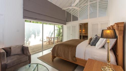 Maya Tangalle Luxury Wellness-Free Unlimited Shuttle service to our private Beach in تانجالا