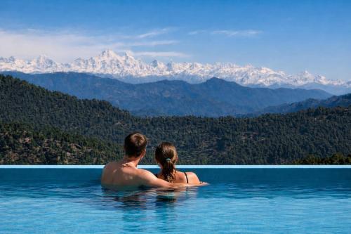 Spellmount - Himalayan View Infinity Pool Resort In Kausani