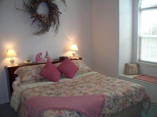 River Cove Elegant Waterfront Bed & Breakfast