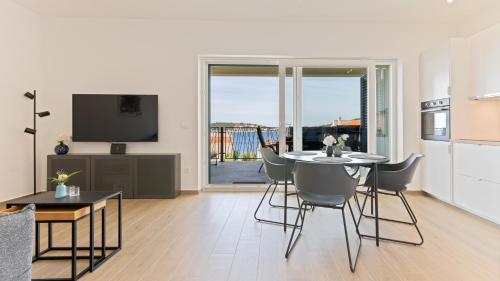 設施, Luxury Apartment Nala with shared pool in 舍維