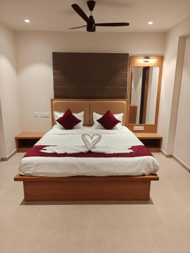 Neelram Hospitality in Suratakal