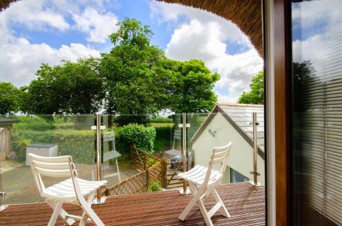 Iekārtas, 1 Bed in West Putford oc-thymw in Īstputforda