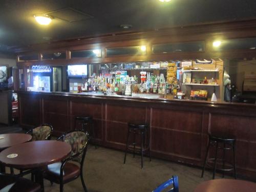 Pub/Lounge, Battlefords Inn in North Battleford