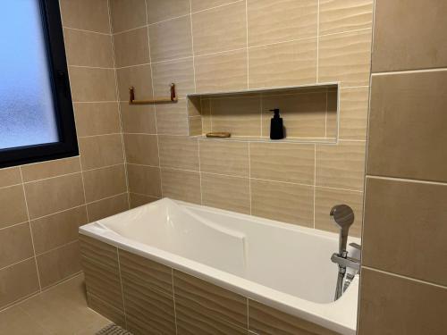 Удобства, Villa familiale 12pers - 5 chambres - Jardin 2000m2 - 20min Honfleur in Fort-Moville