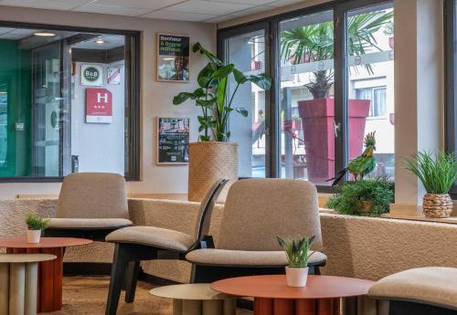 ibis Lourdes Centre Gare - image 8