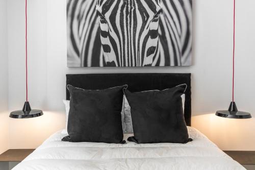 Artistic Urban Apartment at Glaston House - image 6