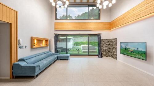 Gangneung Taurus Pension – khách sạn tại Yeongok-myeon