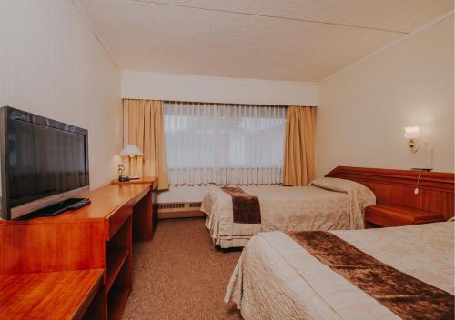 Villa del Rio Express