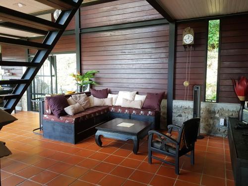 Villa THEOROM in Le Lamentin