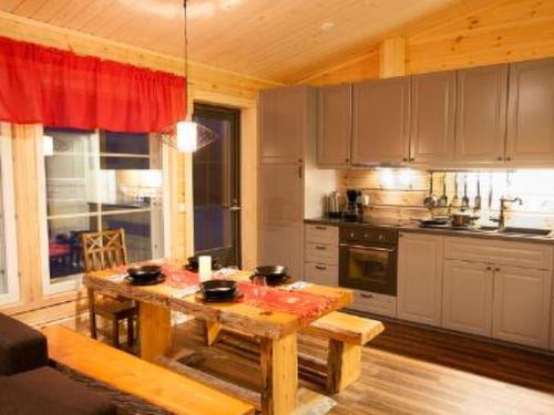 Holiday Home Levin revontulitaivas 1 by Interhome in Kongasa