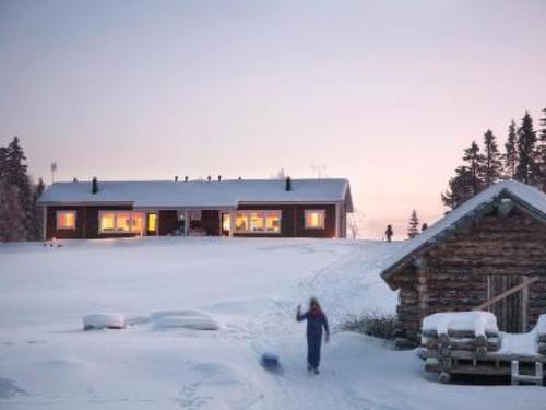 Holiday Home Levin revontulitaivas 1 by Interhome in Kongasa