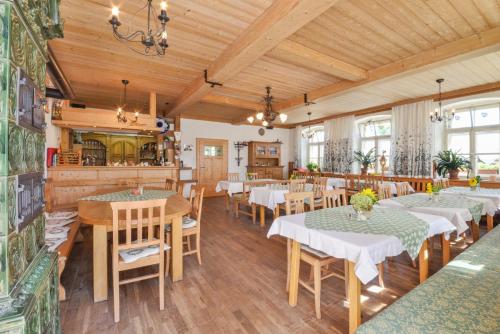 Restorāns, Gasthof Pritscher in Bayerbach bei Ergoldsbach