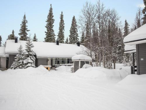 Holiday Home Tunturinvieri l3 by Interhome in Yllasjarvi