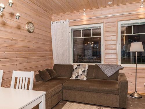 Holiday Home Yllas-eeli green house c1 by Interhome in Яласярви