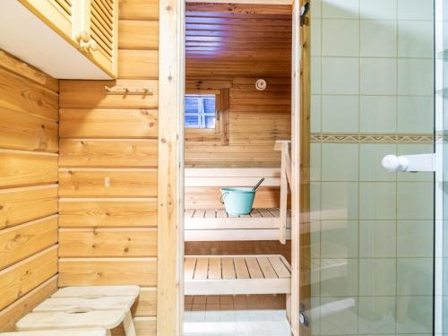Holiday Home Lomayllas h105 - pistopolku 2a by Interhome in Yllasjarvi