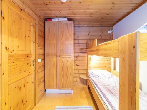 Holiday Home Lomayllas h105 - pistopolku 2a by Interhome in Yllasjarvi