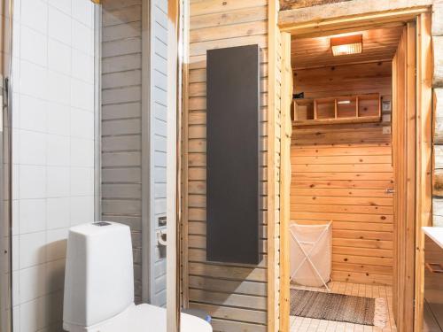 Holiday Home Yllaspollu a by Interhome in Yllasjarvi