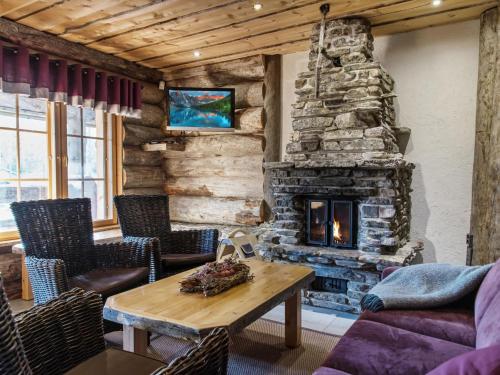 Holiday Home Luostakka iso by Interhome in Yllasjarvi