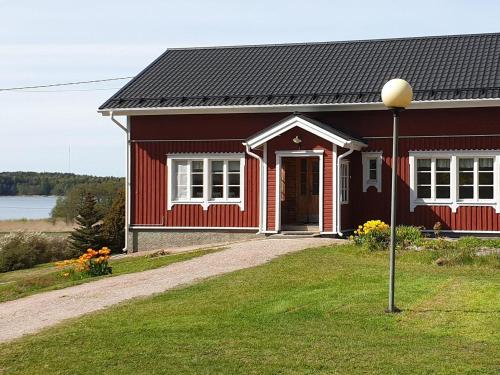 Holiday Home Villa pääsky by Interhome (Holiday Home Villa paasky by Interhome) in Orssaari