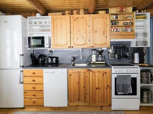 Holiday Home Elsanranta by Interhome in Leppavirta