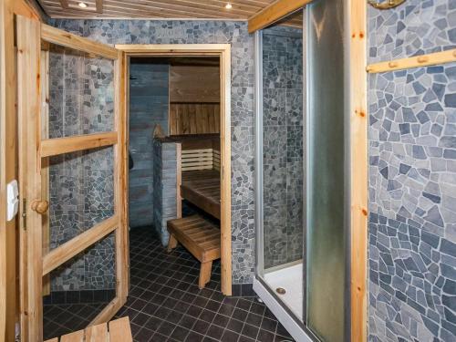 Holiday Home Matruusin majakka by Interhome in Oravisalo