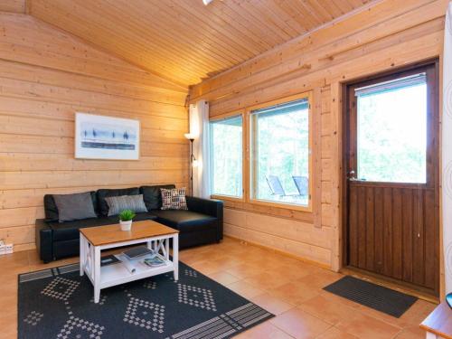 伊圖熱水池度假屋 (Holiday Home Hot pool cottage iitu by Interhome) in 伊塔-索伊薩洛