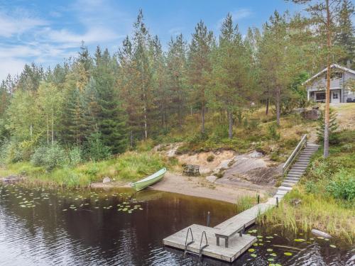 Holiday Home Kierinniemi by Interhome – khách sạn tại Suonenjoki