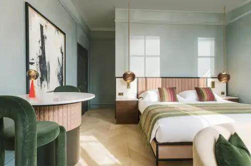 Lyla Rooms - Edinburgh