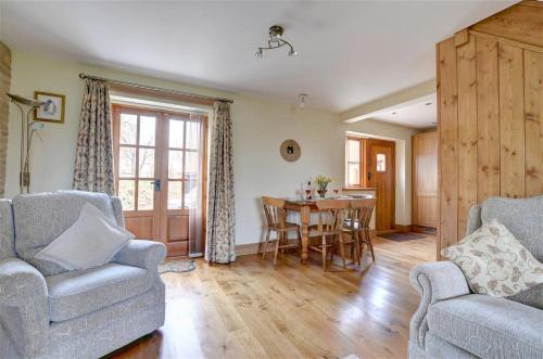 Seadmed, 2 Bed in Whitby oc-wa024 in Lythe