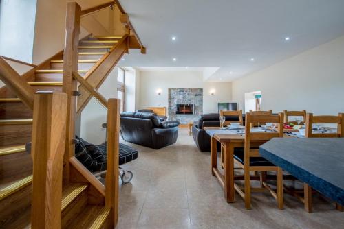 Iekārtas, 2 Bed in Kidwelly oc-t32656 in Llangyndeyrn