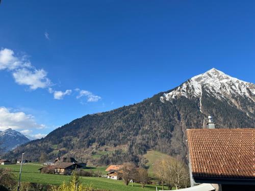 景觀, Neue Wohnung in der Nähe vom Oeschinensee und der Jungfrau Region (Neue Wohnung in der Nahe vom Oeschinensee und der Jungfrau Region) in 埃希
