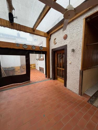 Zentrales Haus - mit Küche & Bad für 1-6 Gäste in Kaiserslautern, Deutschland