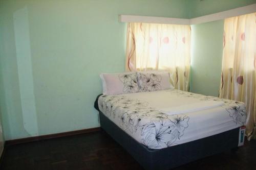 Vees Guesthouse in บูลาวาโย