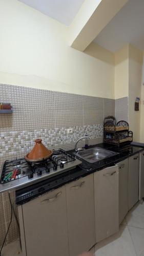 Cocina, Cozy Stays in Agadir in Al Mohammadi