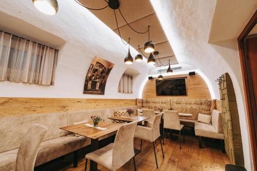 餐廳, 寶爾沃特農場假期酒店 (Bauer & Wirt Langthaler) in 多瑙河畔埃默斯多夫
