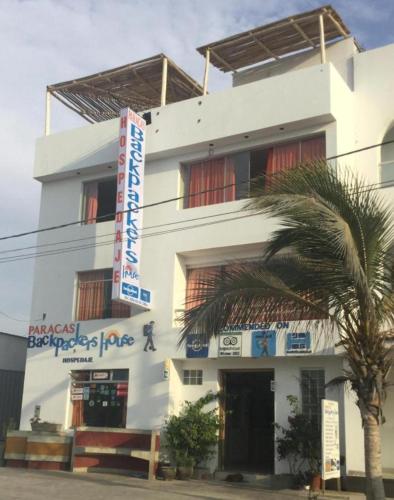 Paracas Backpackers House